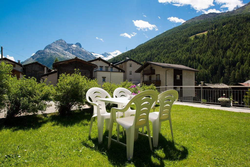 Apartments Orphelja Saas-Grund Exterior foto
